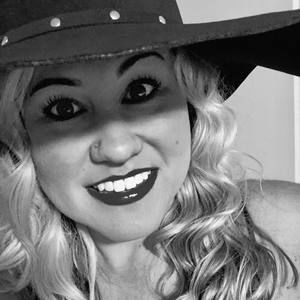 Meet your Posher, Cortney